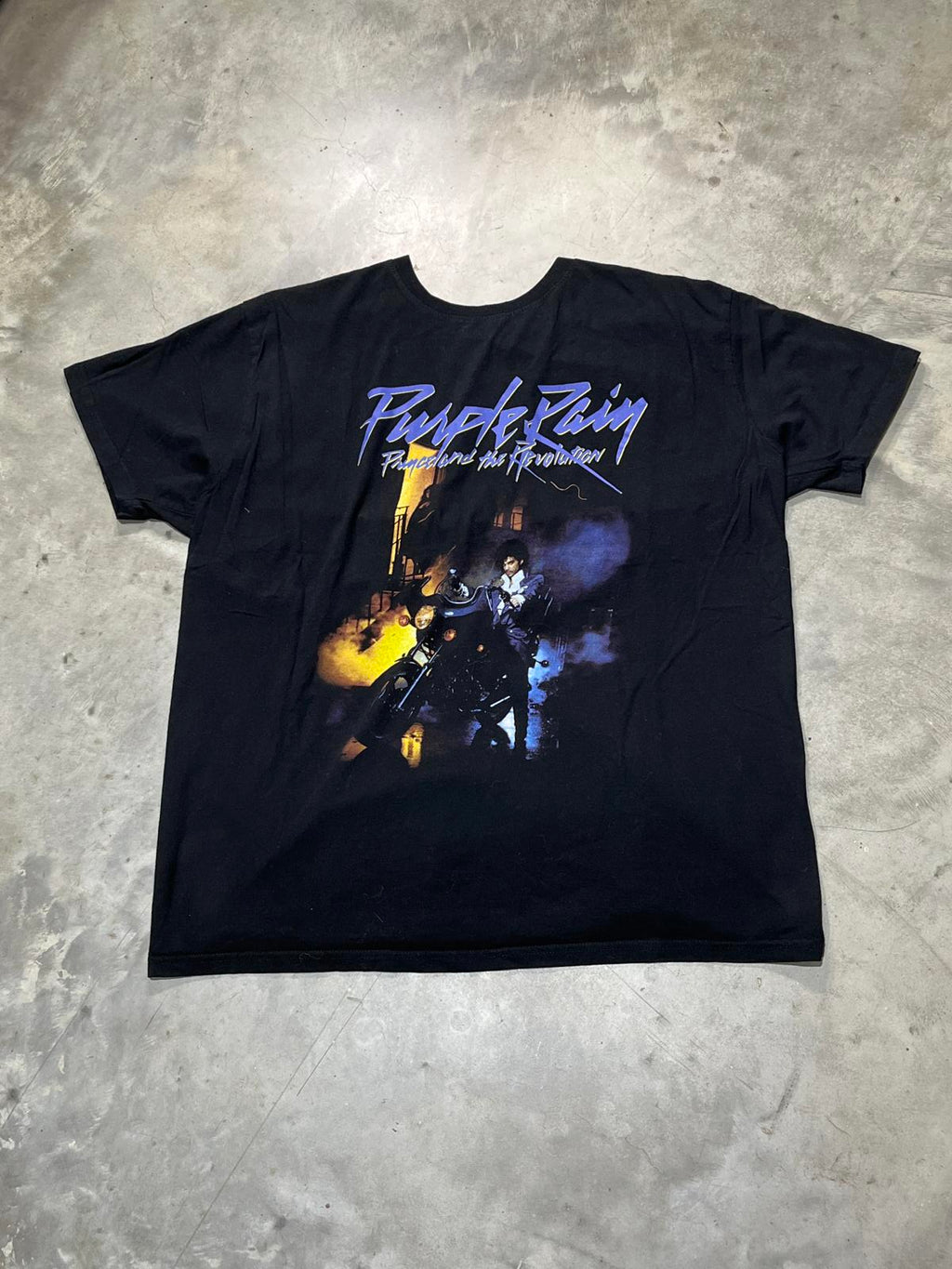 Prince Preowned XL T-shirt
