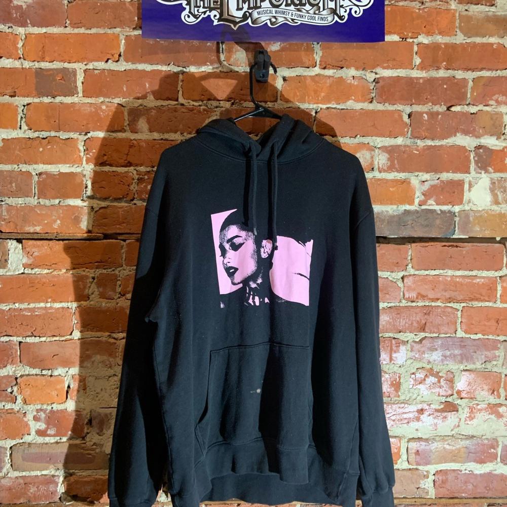 Ariana grande Xlarge black graphic vintage hoodie