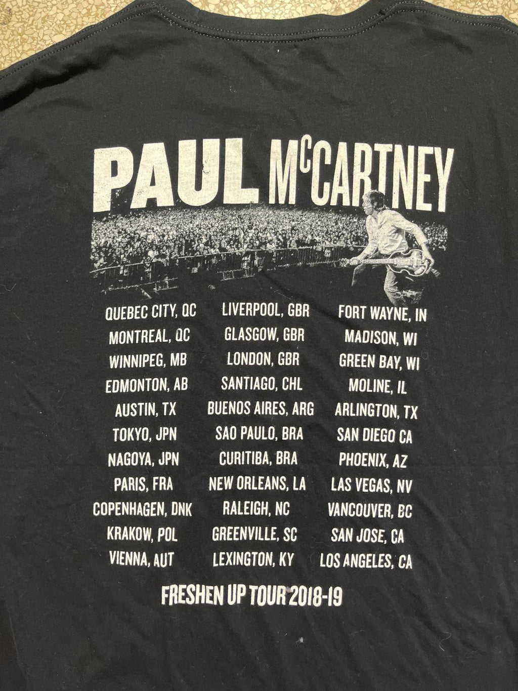 Paul McCartney PreOwned 2XL Band tshirt