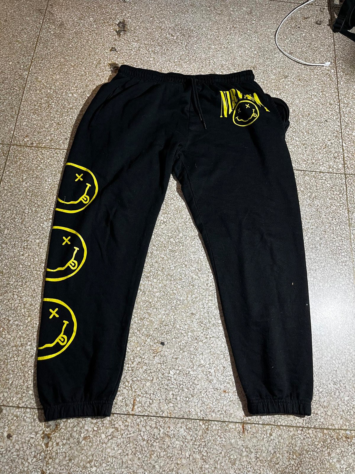 Nirvana PreOwned Large Band Sweatpants