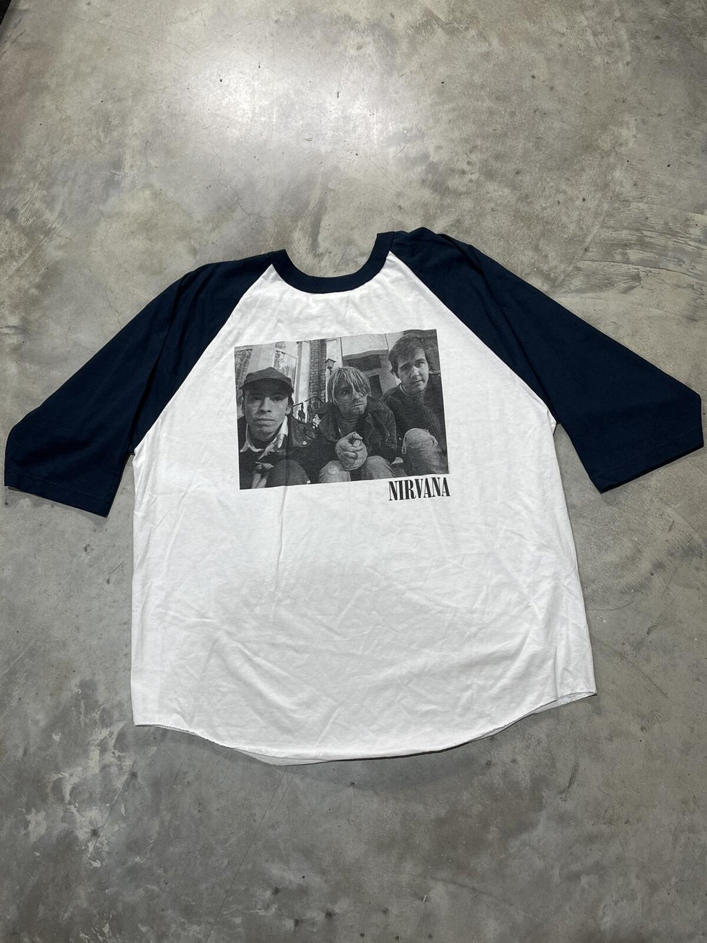 Nirvana Preowned 2XL 3/4 Sleeve T-shirt