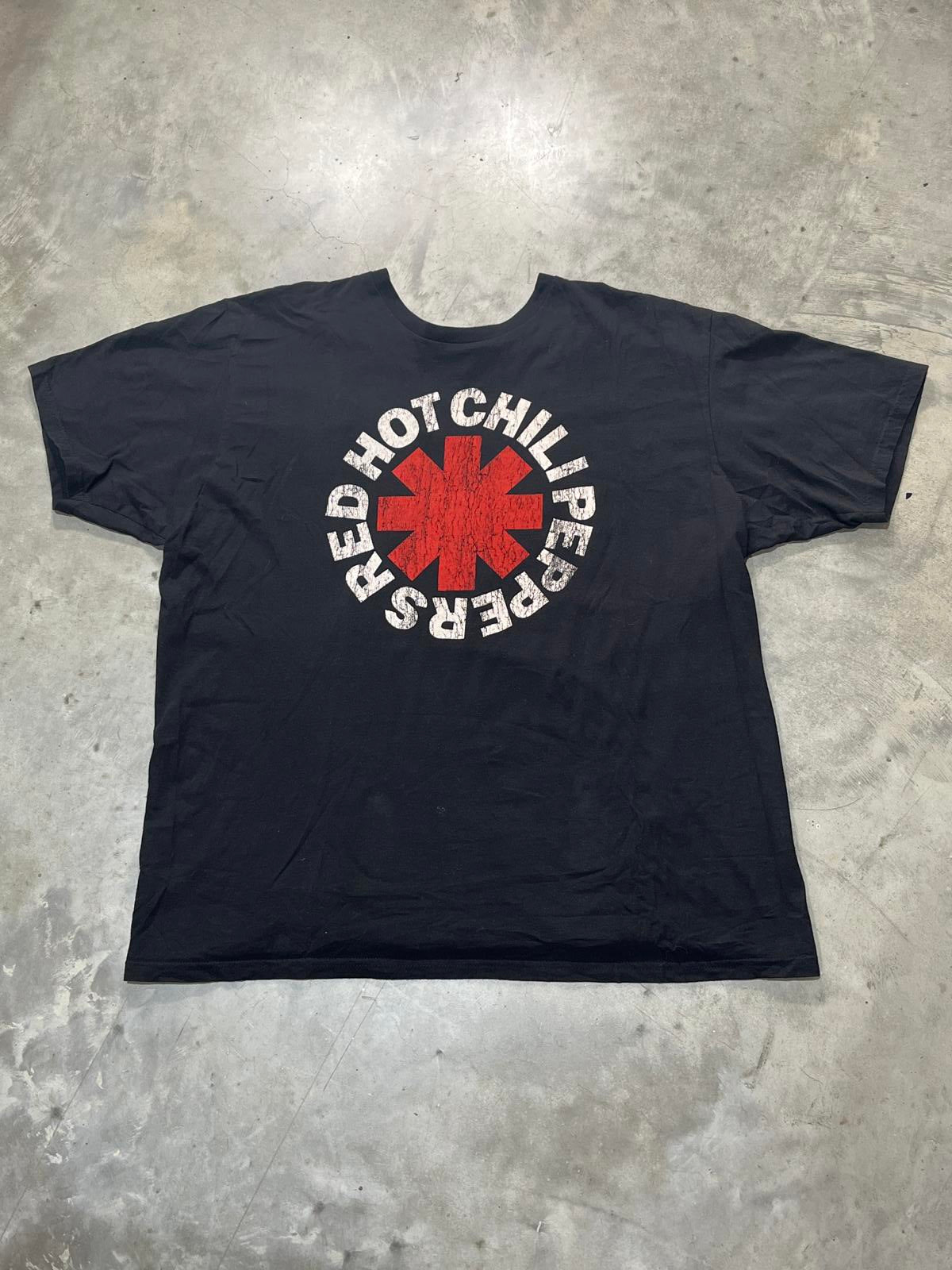 Red Hot Chili Peppers Preowned 2XL T-shirt