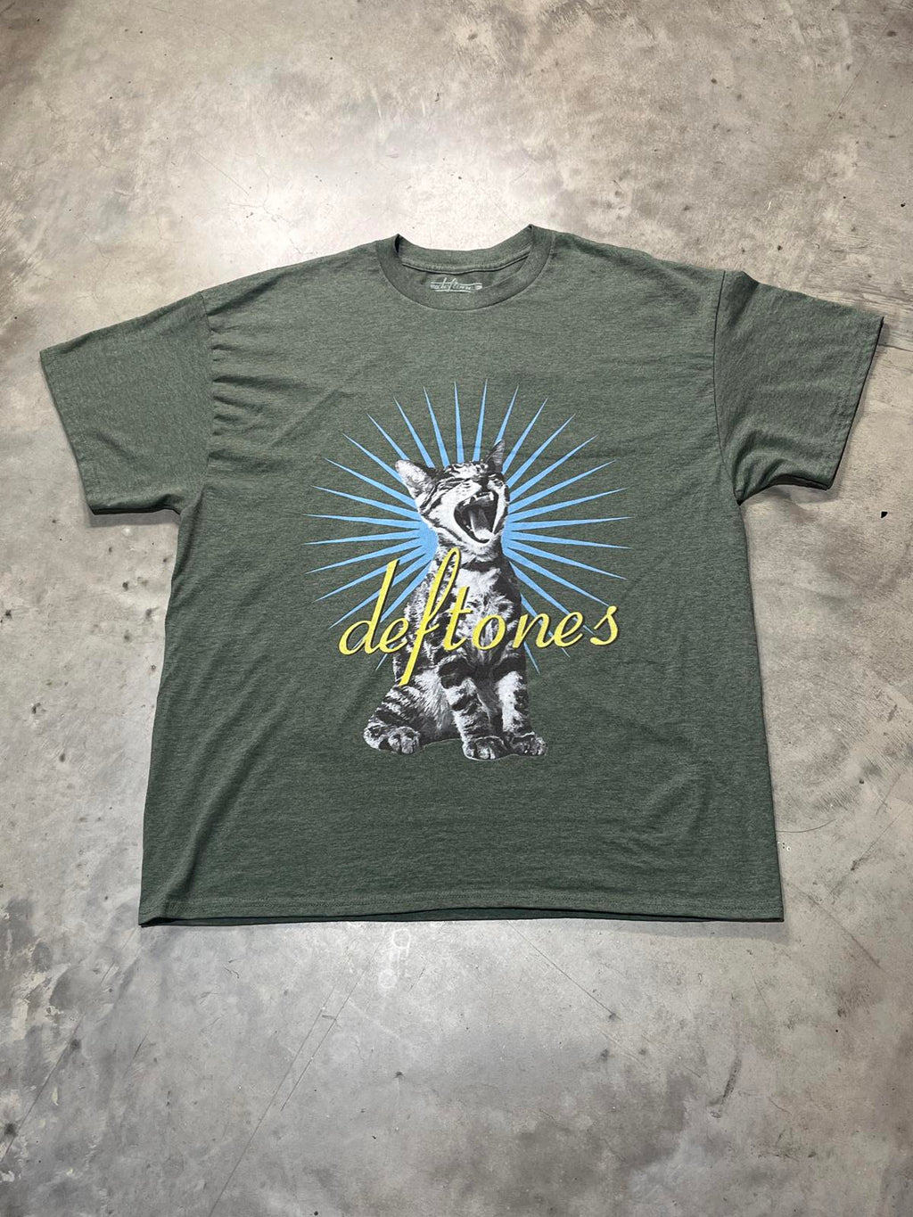 Deftones Preowned XL T-shirt