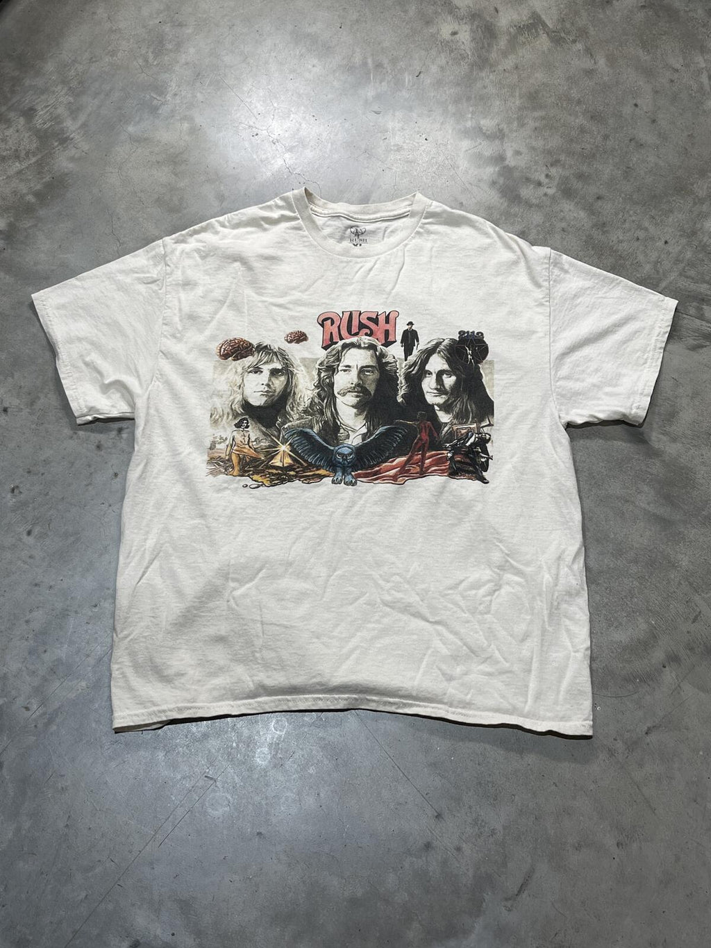 Rush Preowned XL T-shirt