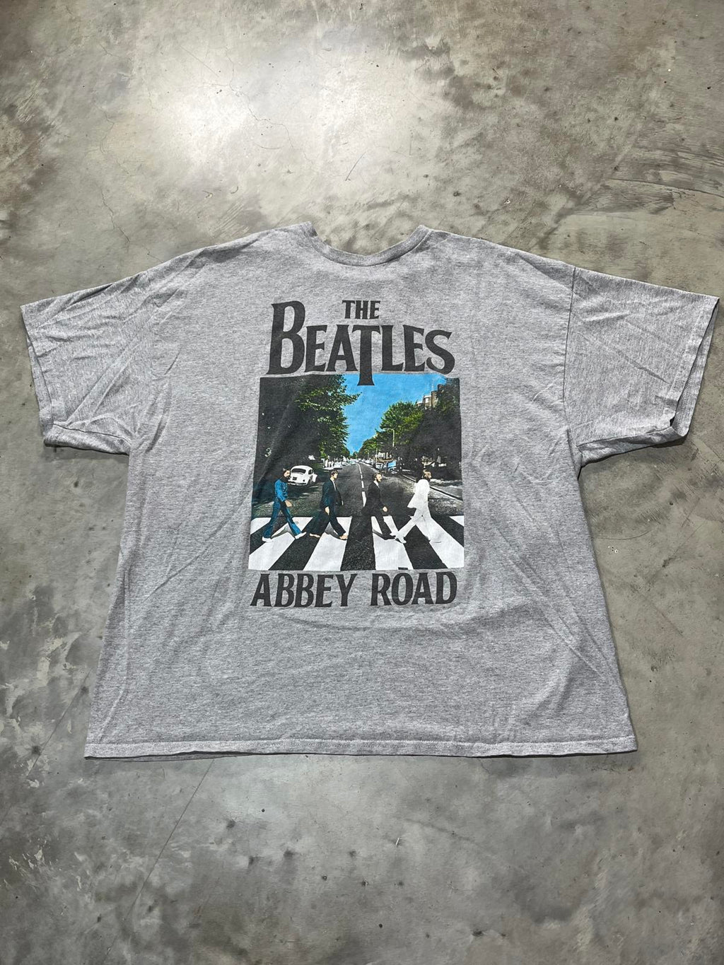 The Beatles Preowned 2XL Band T-shirt