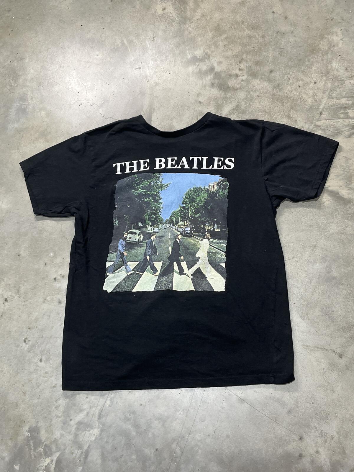 The Beatles Preowned Large T-shirt