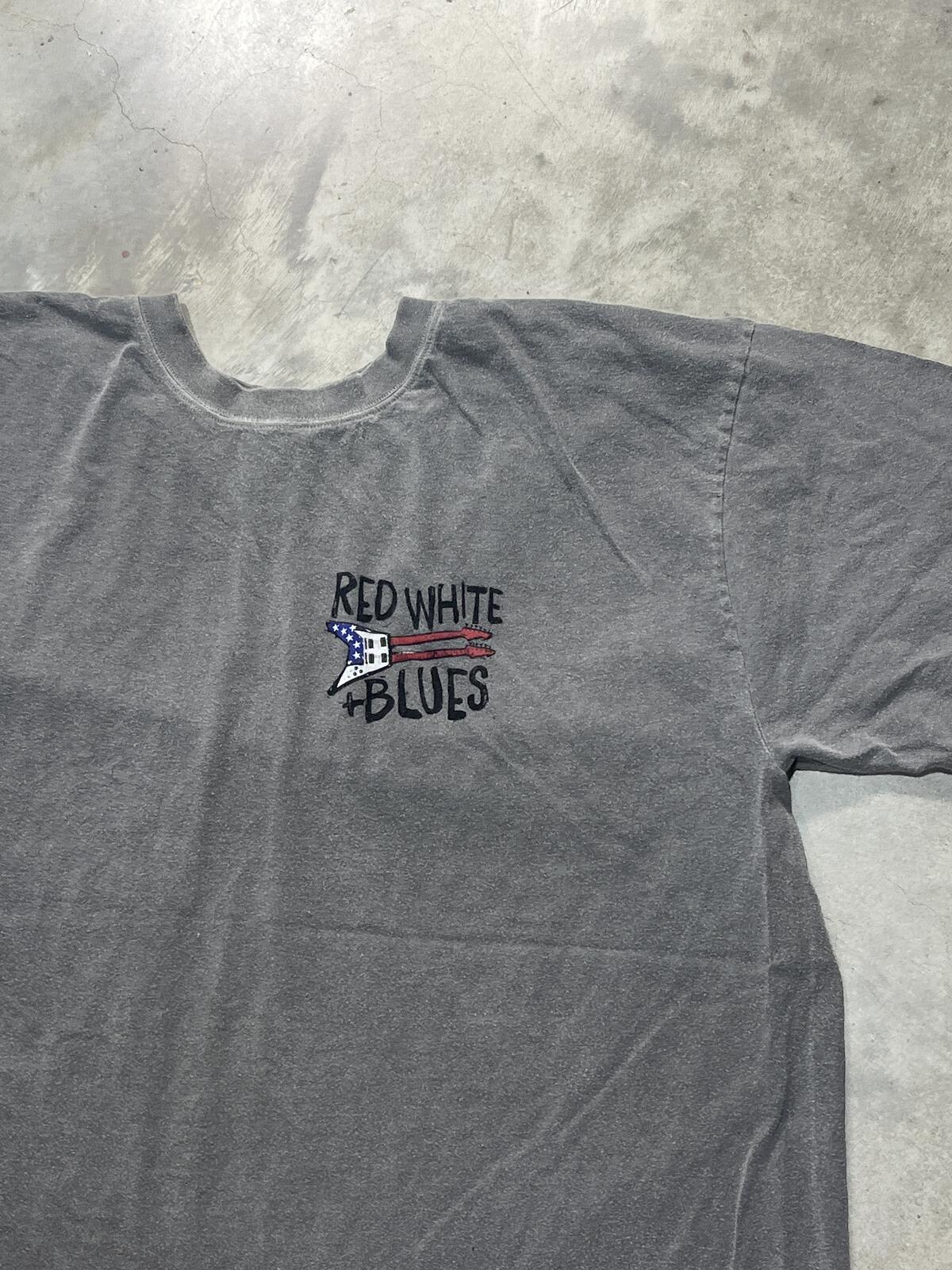 Red White & Blues Preowned XL T-shirt
