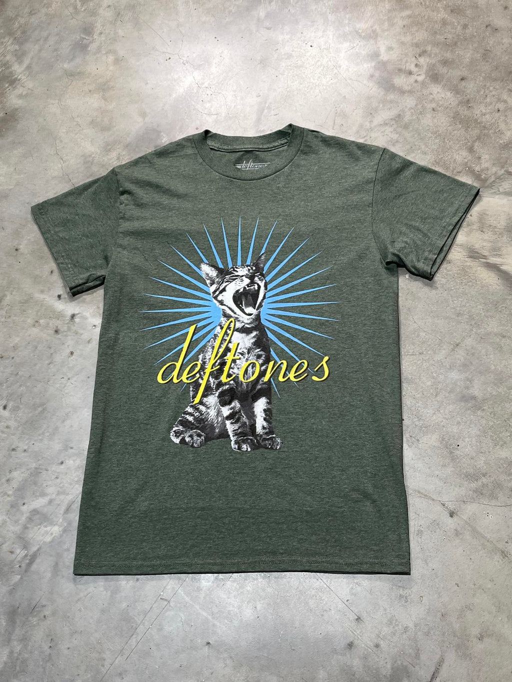 Deftones Preowned Medium T-shirt