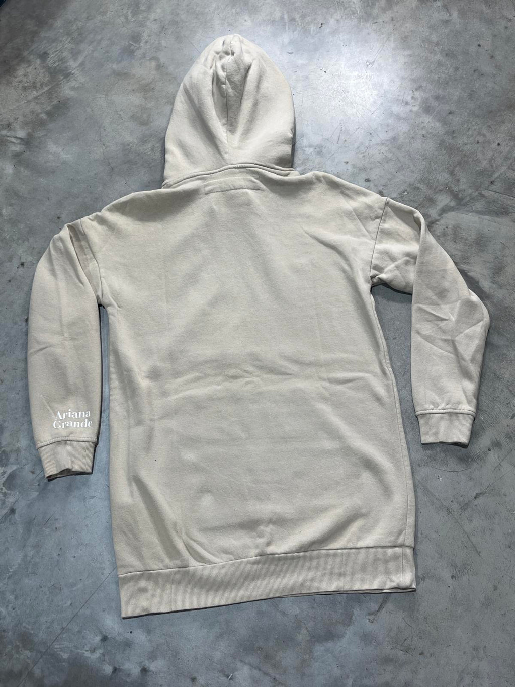 Ariana Grande Preowned Small Hoodie