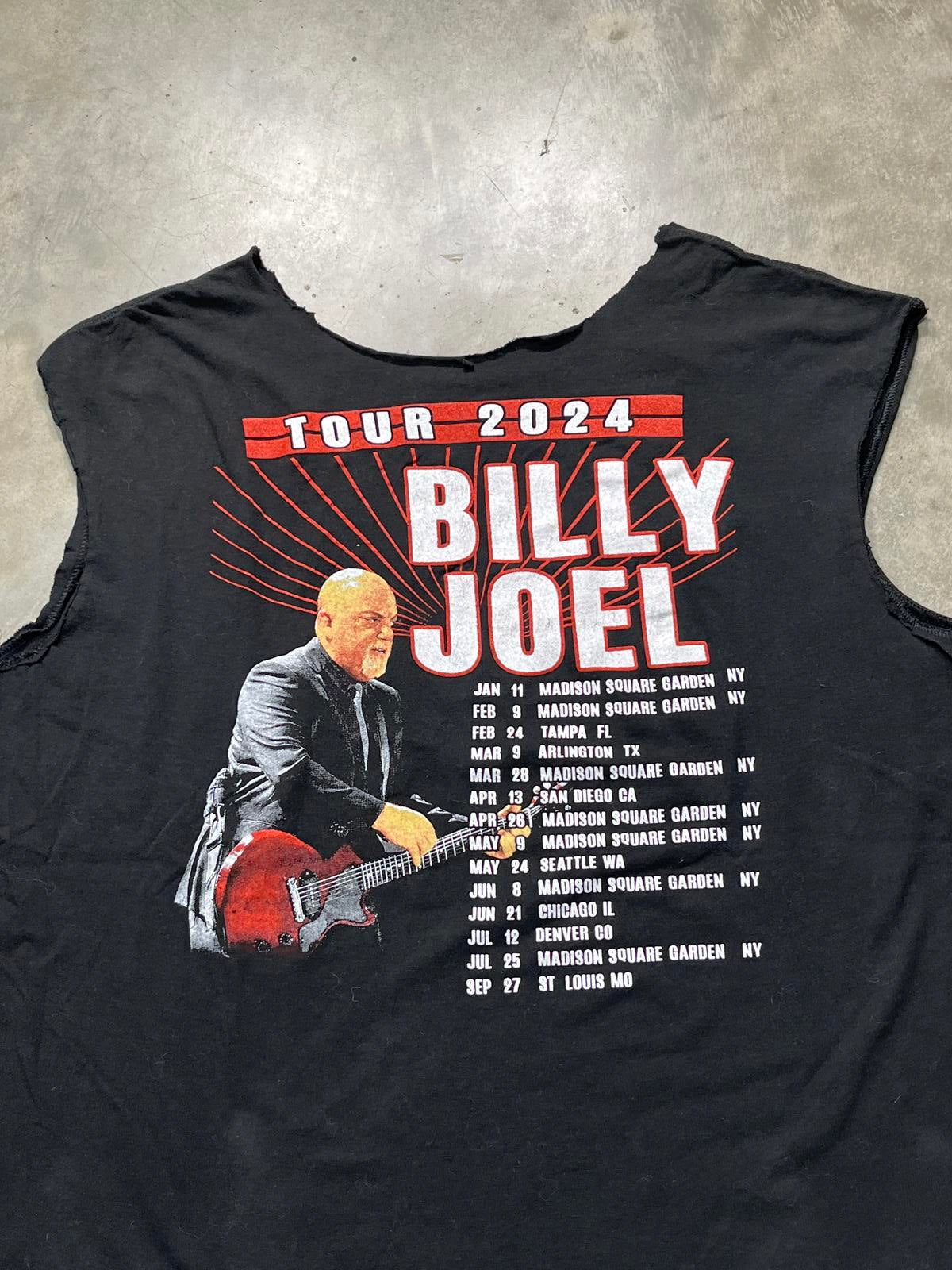 Billy Joel Preowned XL Cropped Neckline/Sleeve T-shirt
