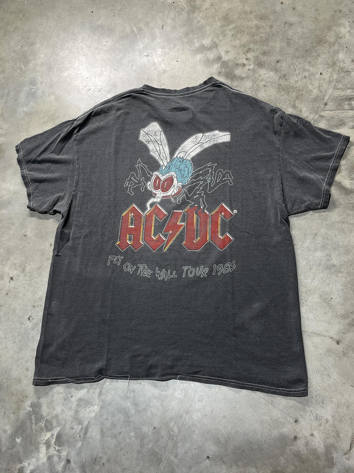 ACDC Preowned Large T-shirt