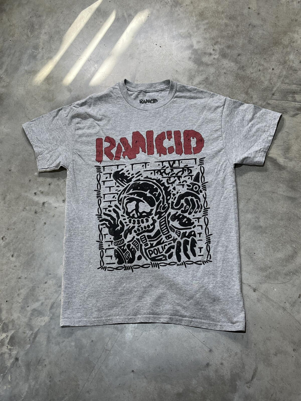 Rancid Preowned Medium T-shirt
