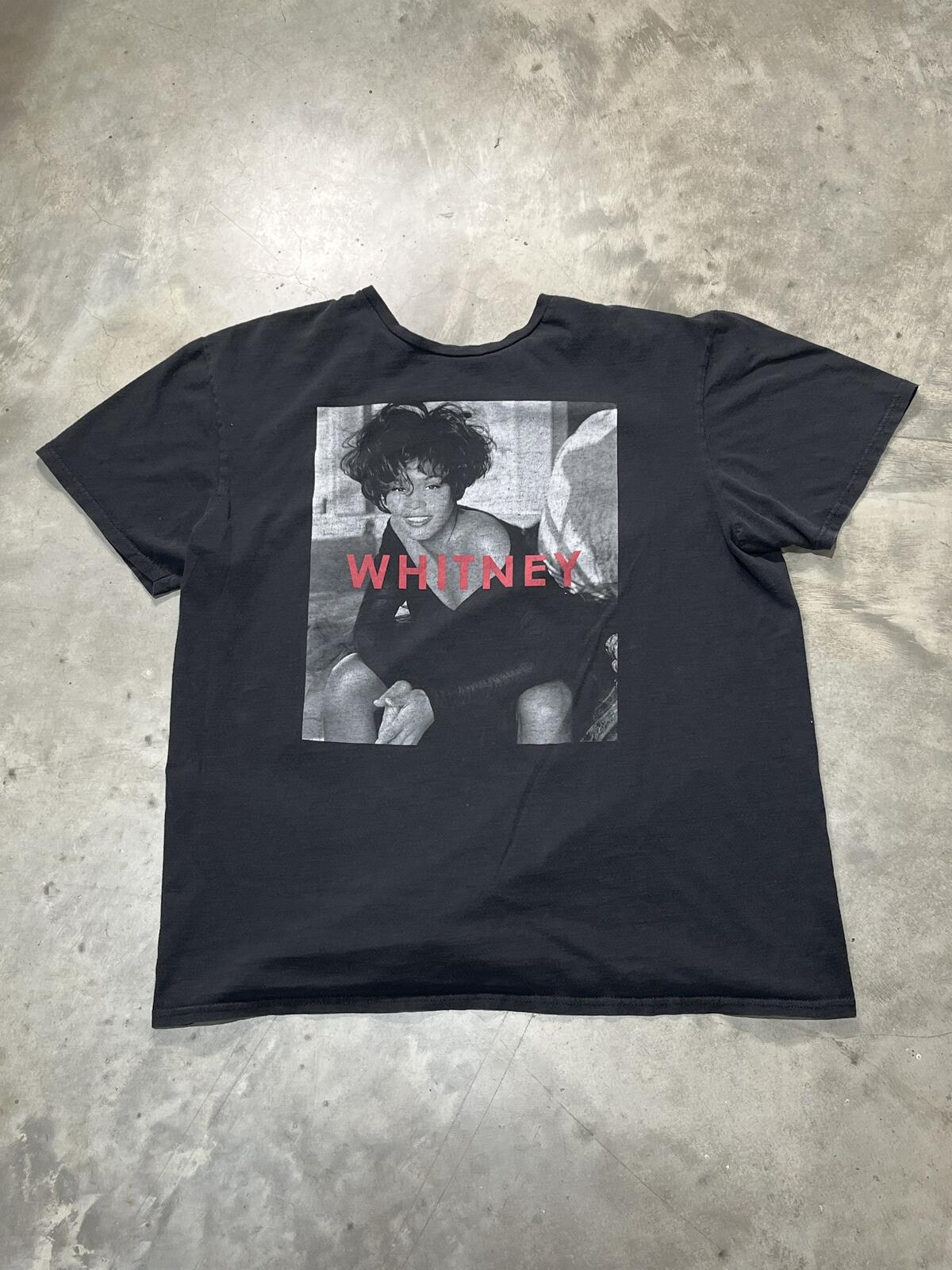 Whitney Houston Preowned XL T-shirt