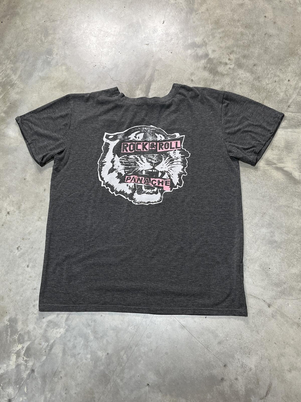 Rock N Roll Preowned Large T-shirt