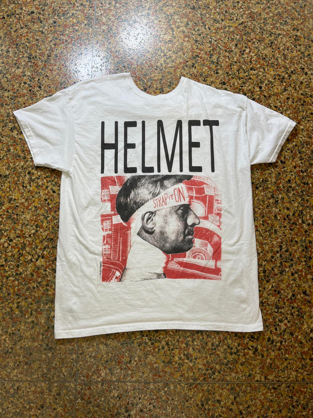 Helmet Preowned Large Band T-shirt