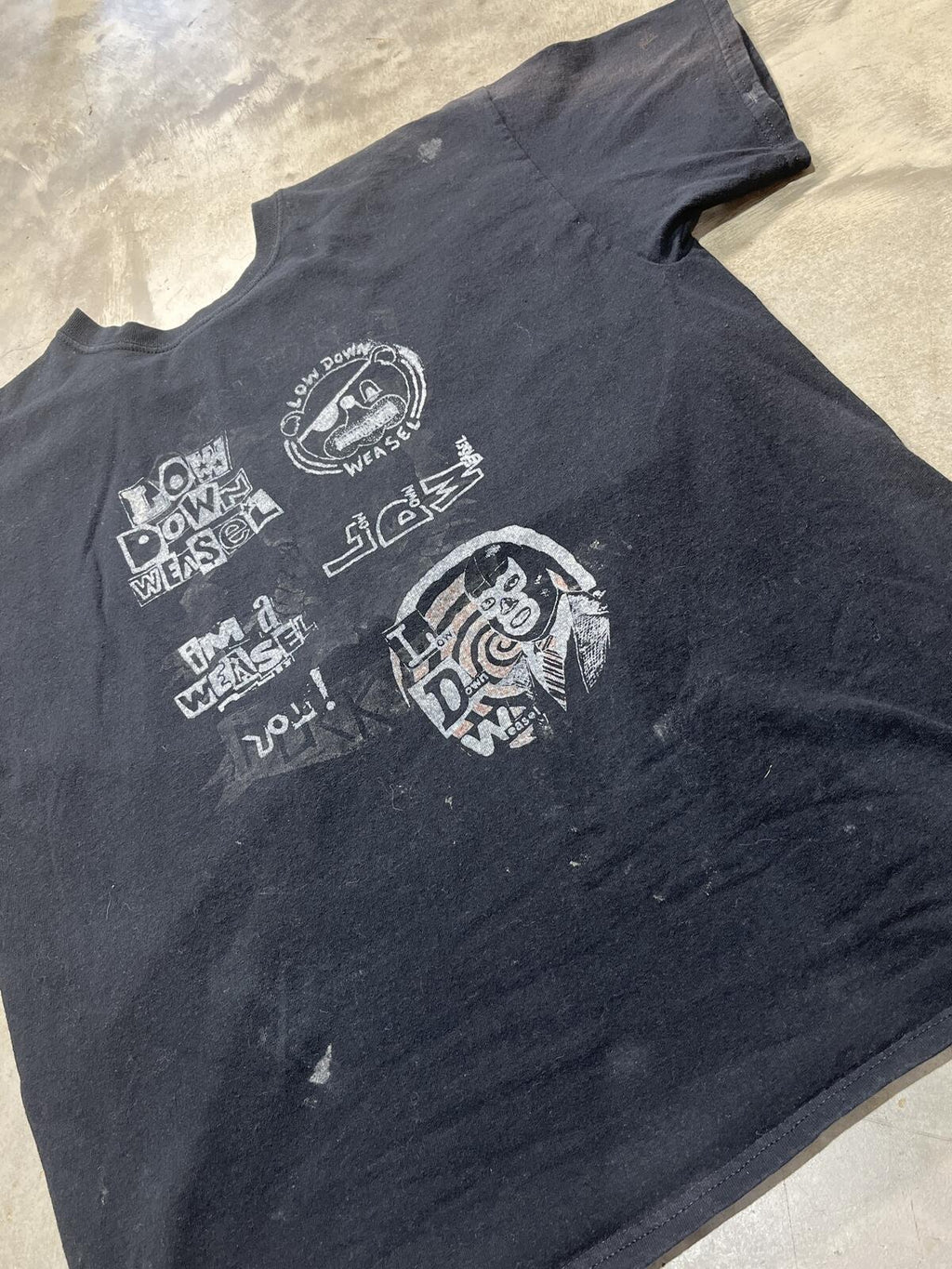 Low Down Weasel Preowned Large T-shirt