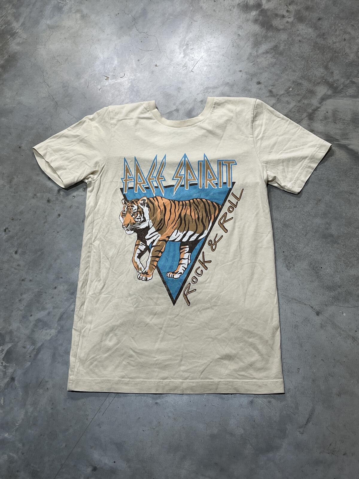 Rock N Roll Free Spirit Preowned Small T-shirt