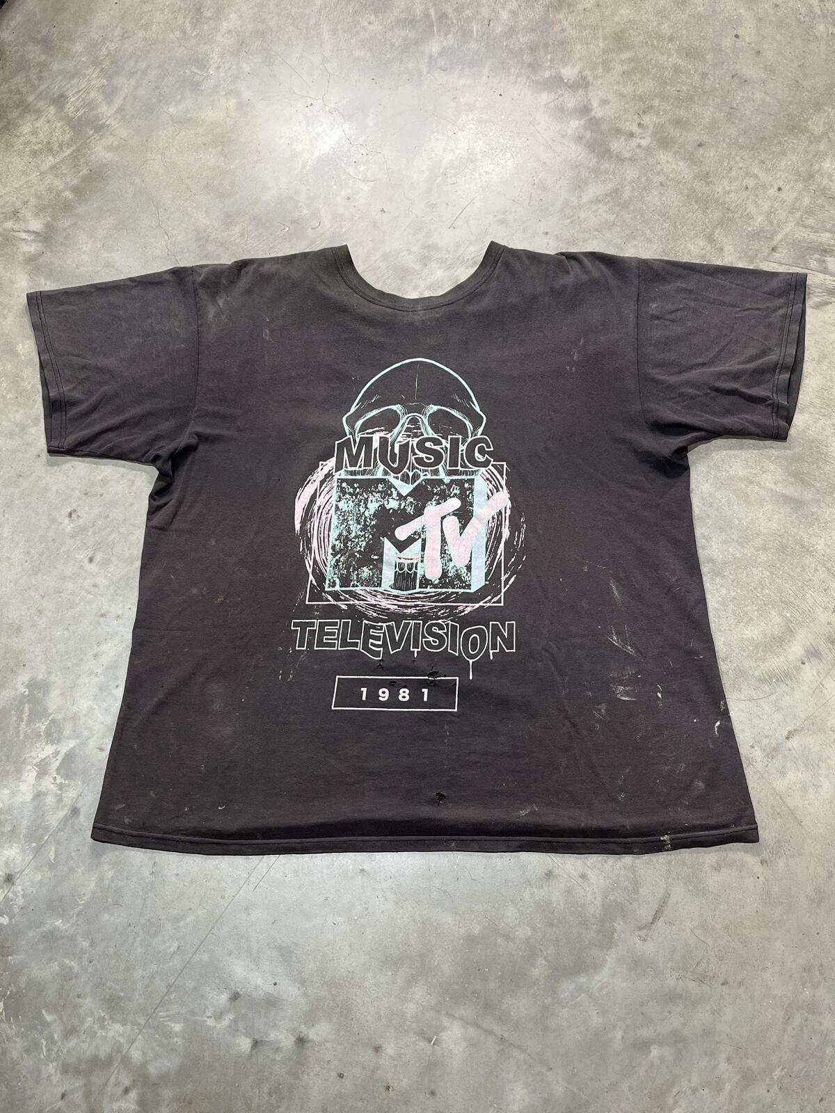 MTV Music Television Preowned XL T-shirt