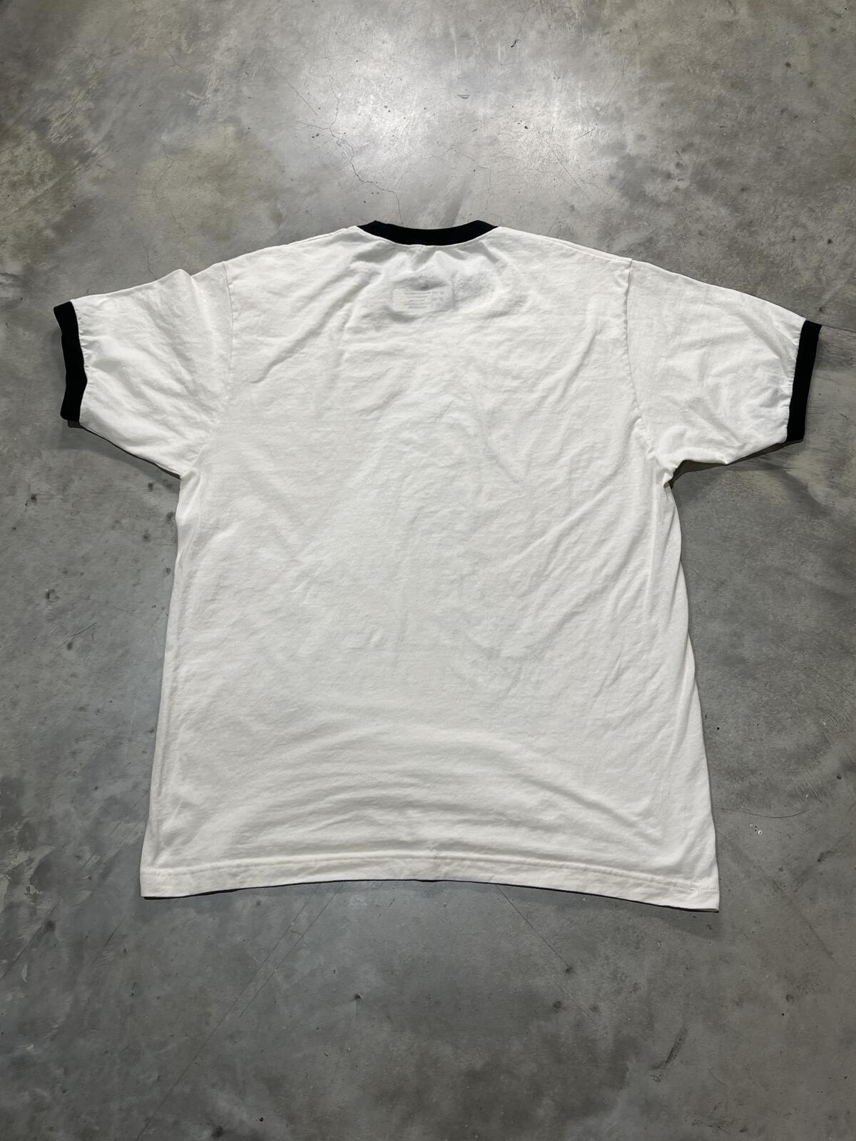 Willie Nelson Preowned Large Ringer T-shirt