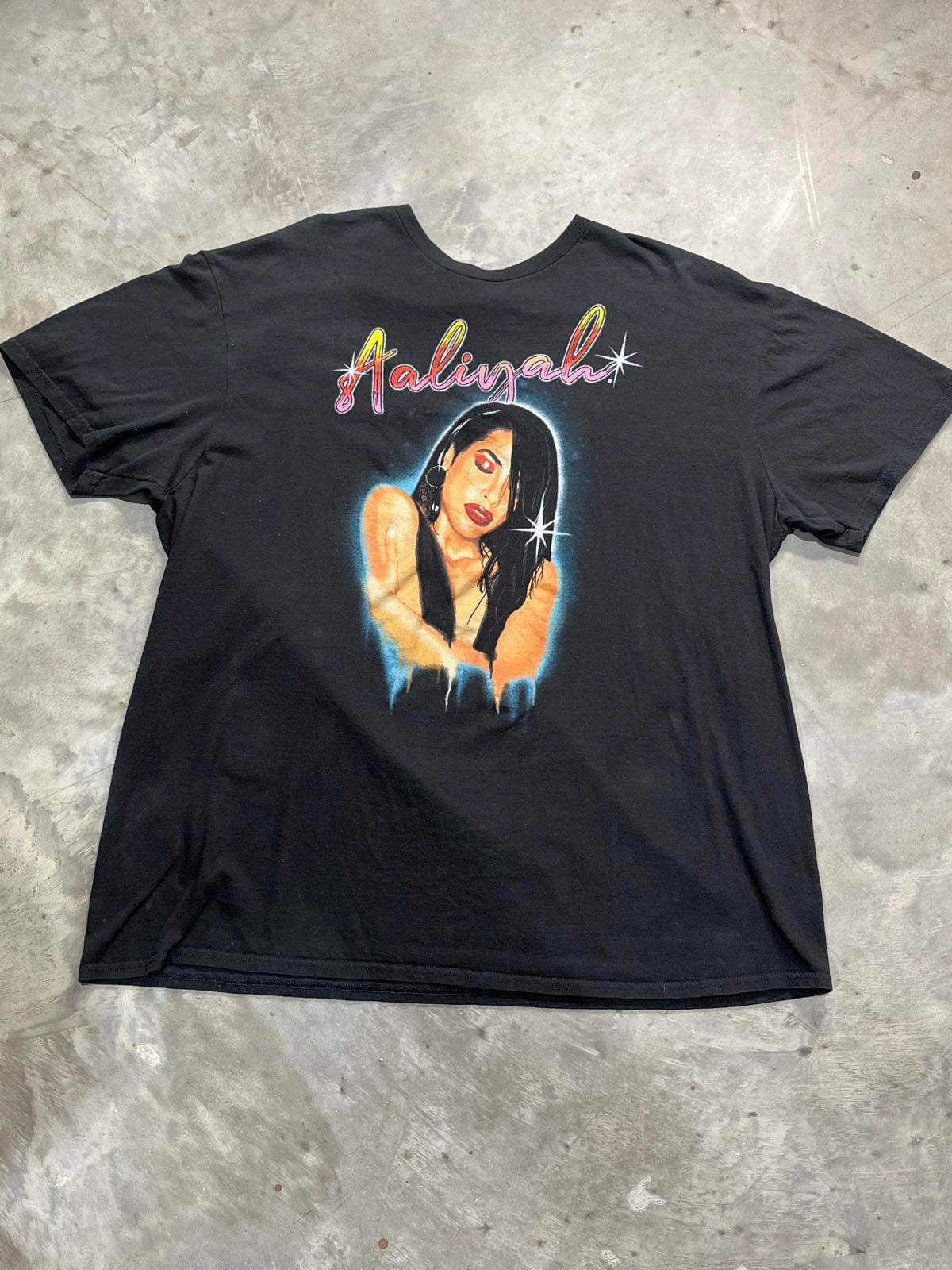 Aaliyah Preowned 2XL Band T-shirt