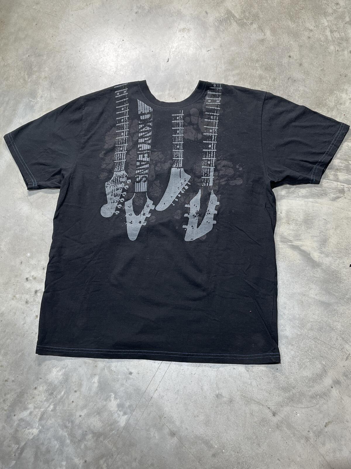 DKNY Jeans Rock N Roll Preowned XL T-shirt
