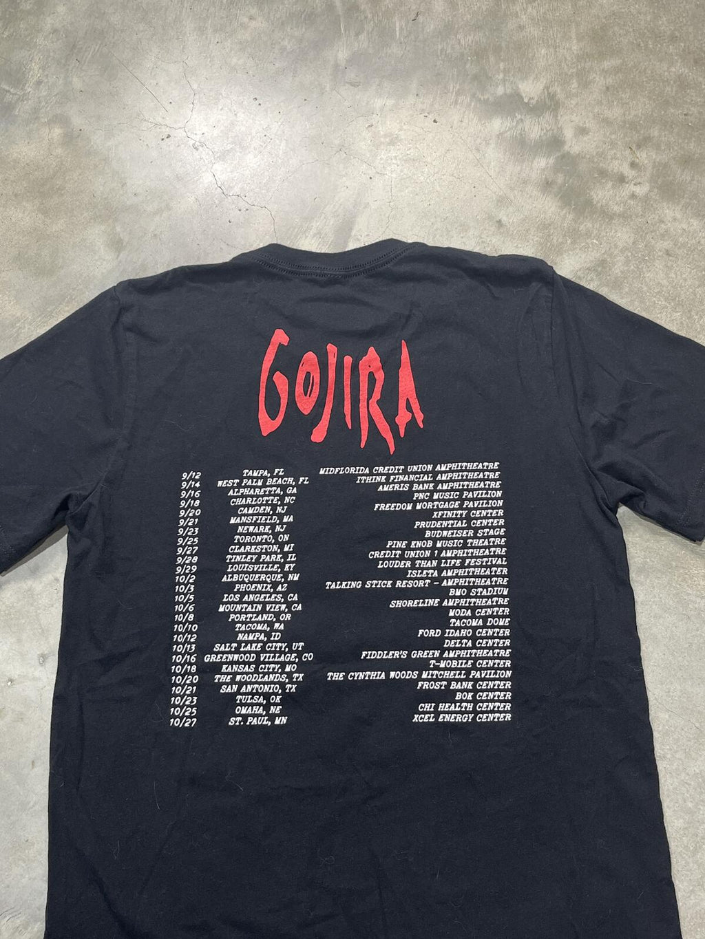 Gojira Preowned Medium T-shirt
