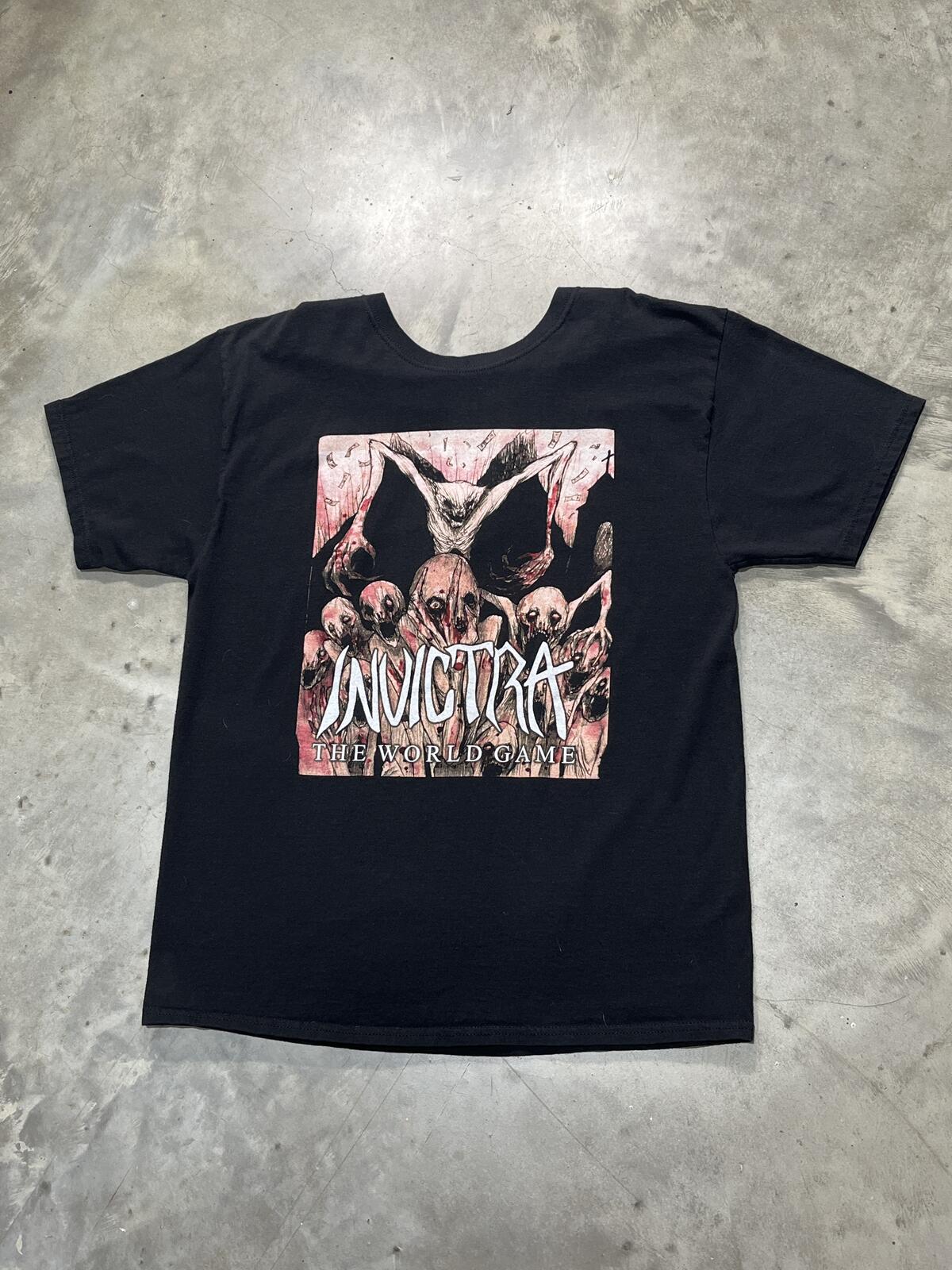 Invictra Preowned Large T-shirt