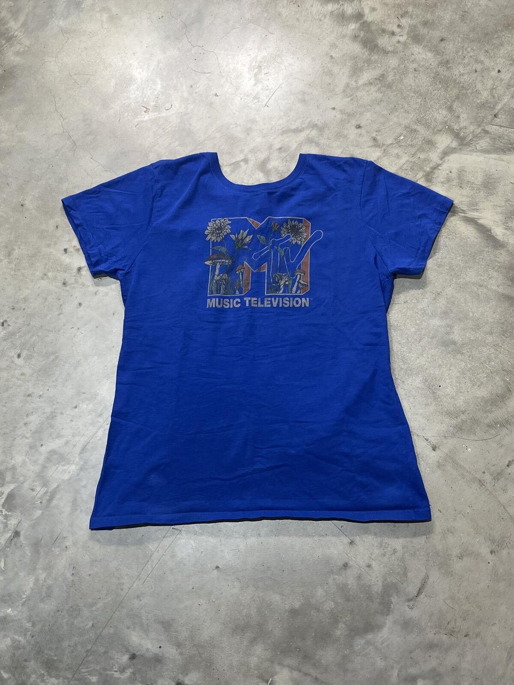 MTV Music Television Preowned Medium T-shirt