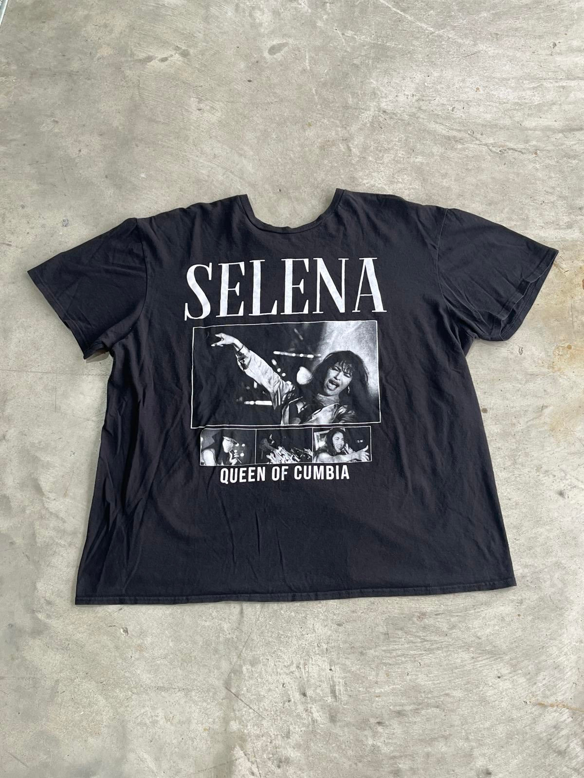 Selena Preowned 2XL T-shirt