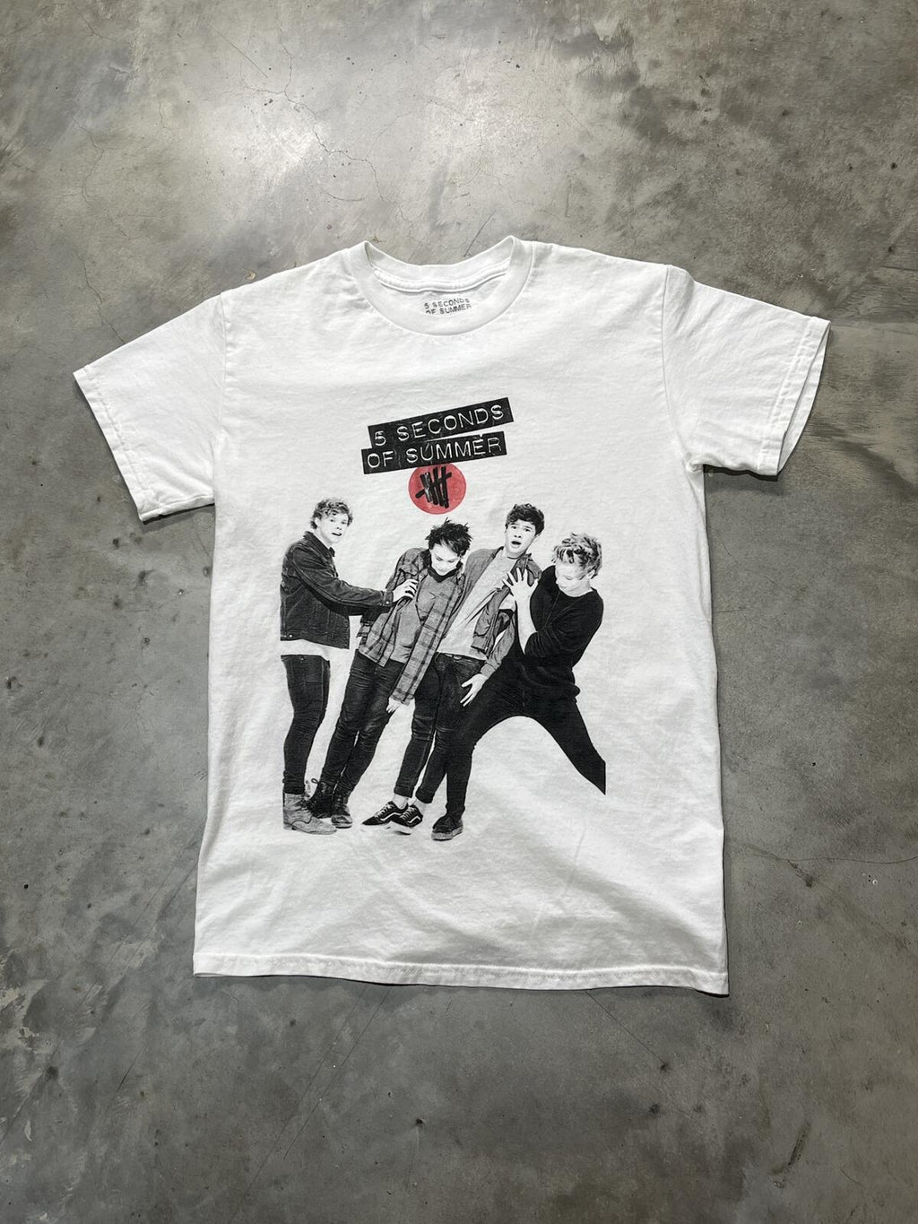 5 Seconds Of Summer Preowned Small T-shirt