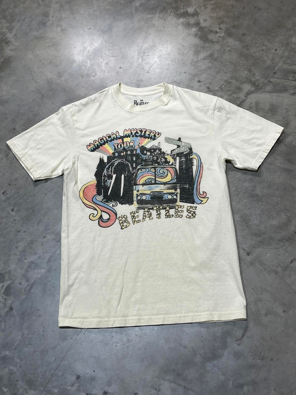 The Beatles Preowned Medium T-shirt