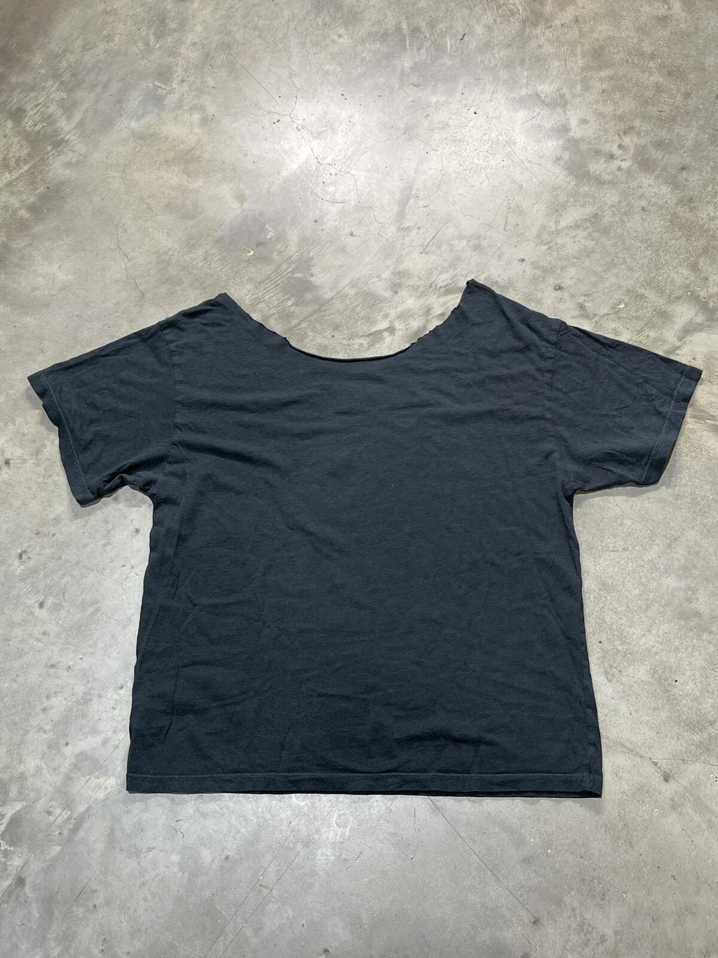 Pink Floyd Preowned Medium Cropped Neckline T-shirt