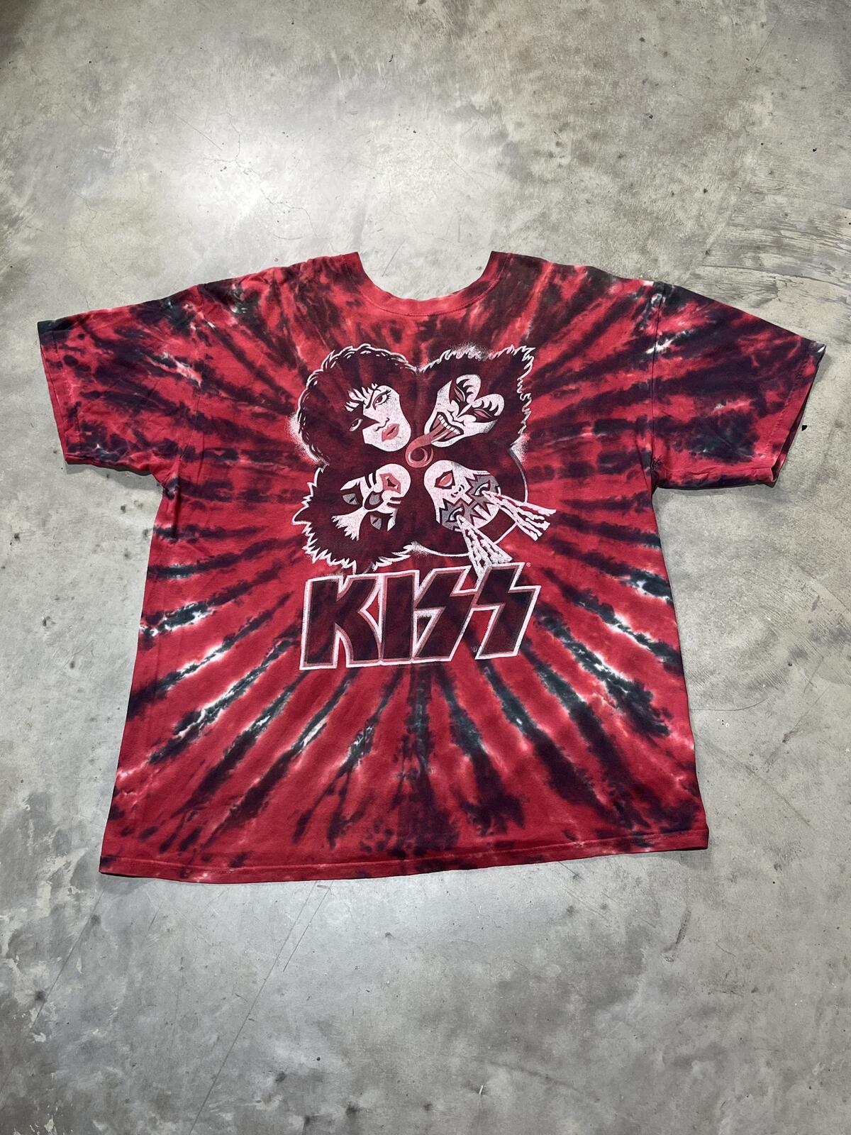 KISS Preowned XL Tie Dye T-shirt