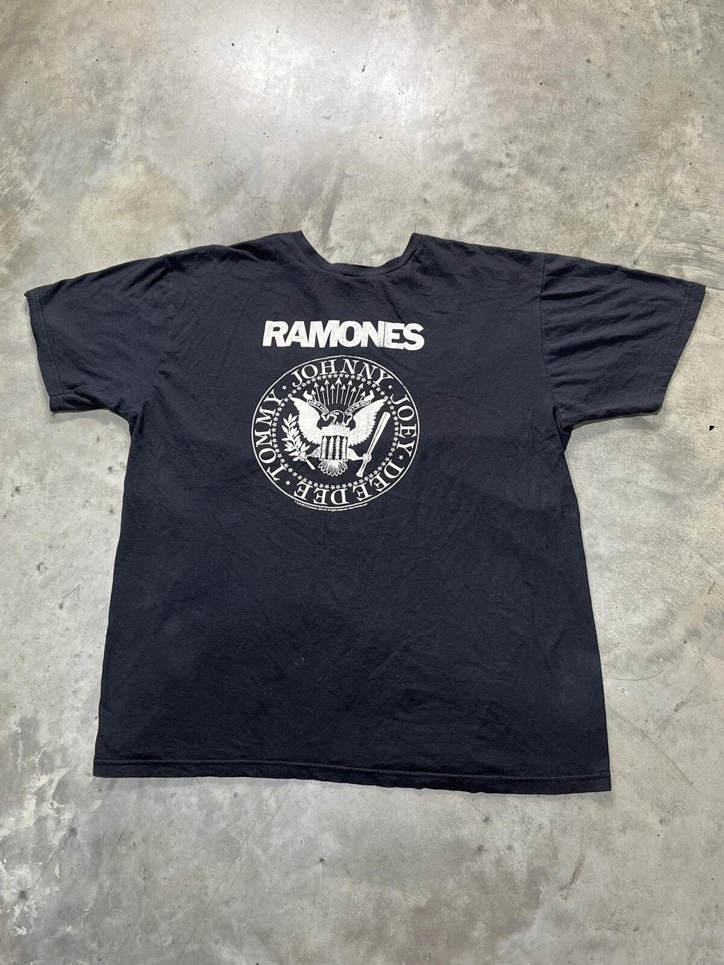 Ramones Preowned XL T-shirt