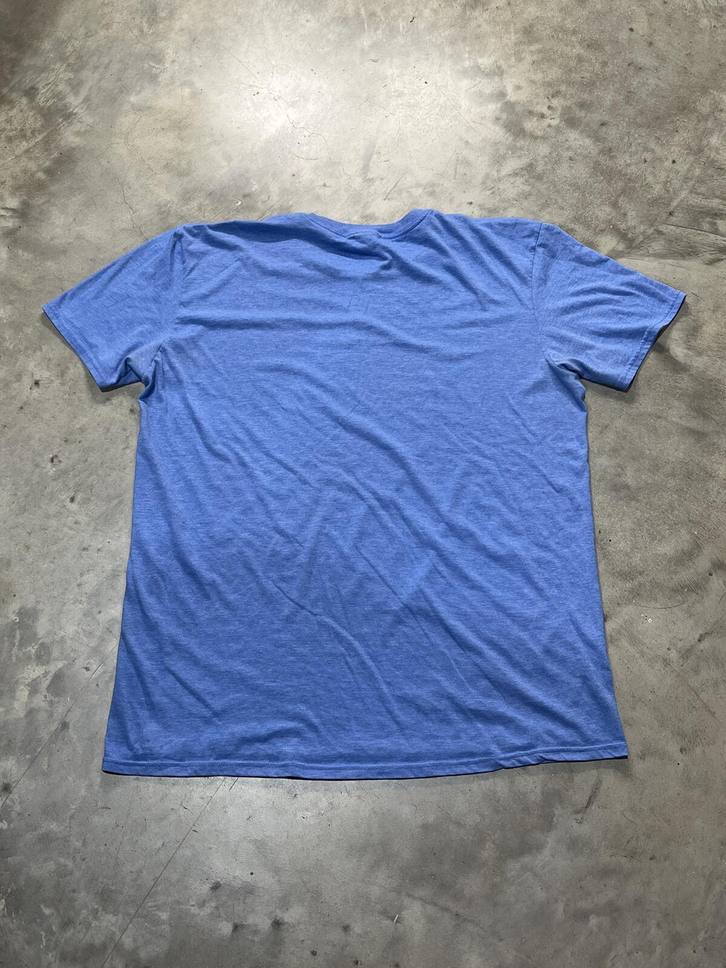 California Preowned XL T-shirt