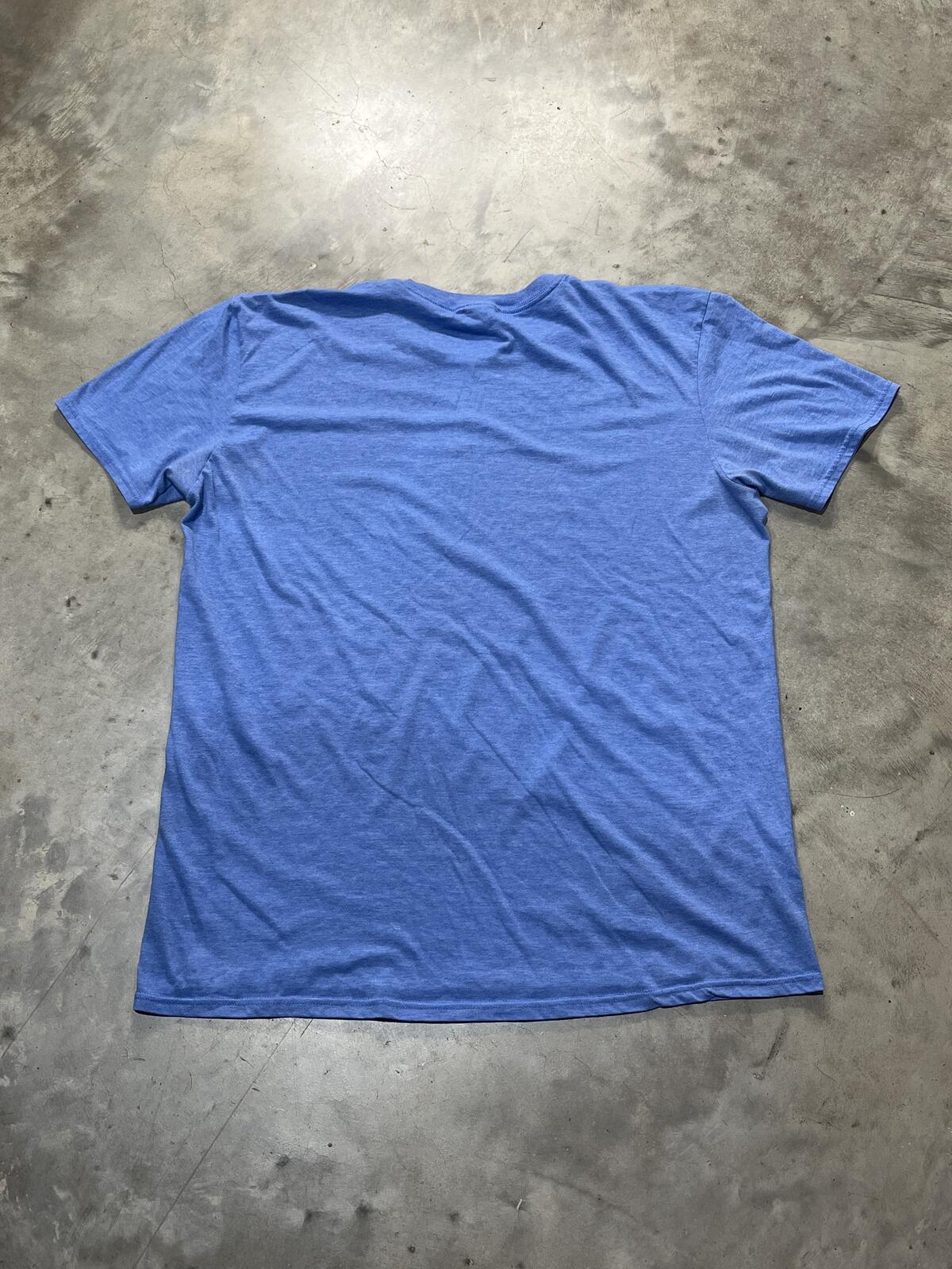 California Preowned XL T-shirt