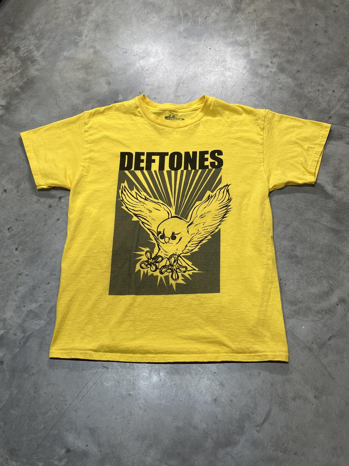 Deftones Preowned Large T-shirt