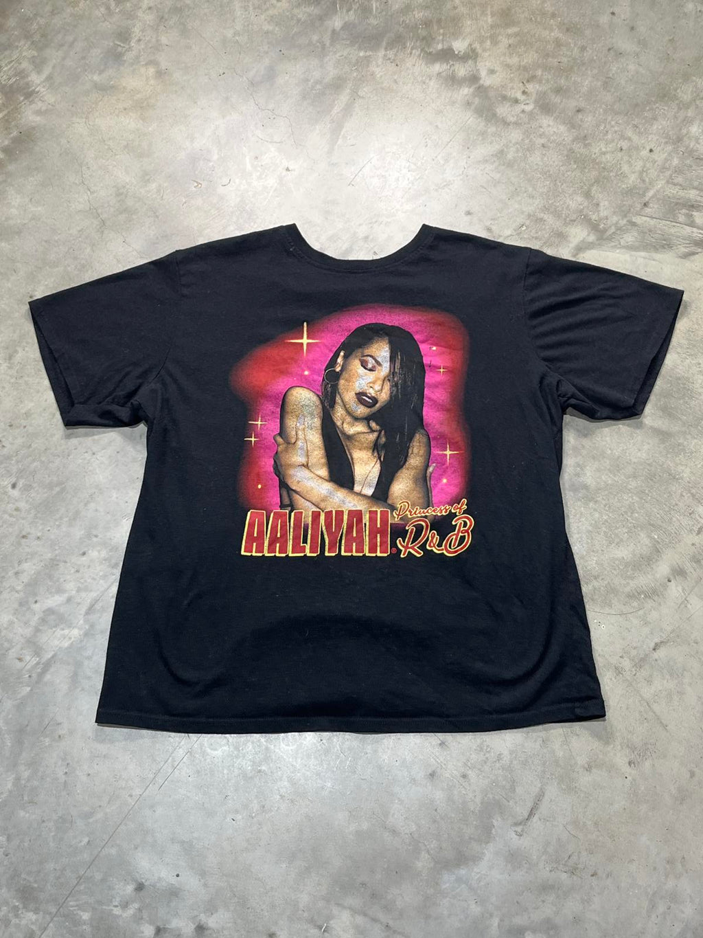 Aaliyah Preowned Large T-shirt