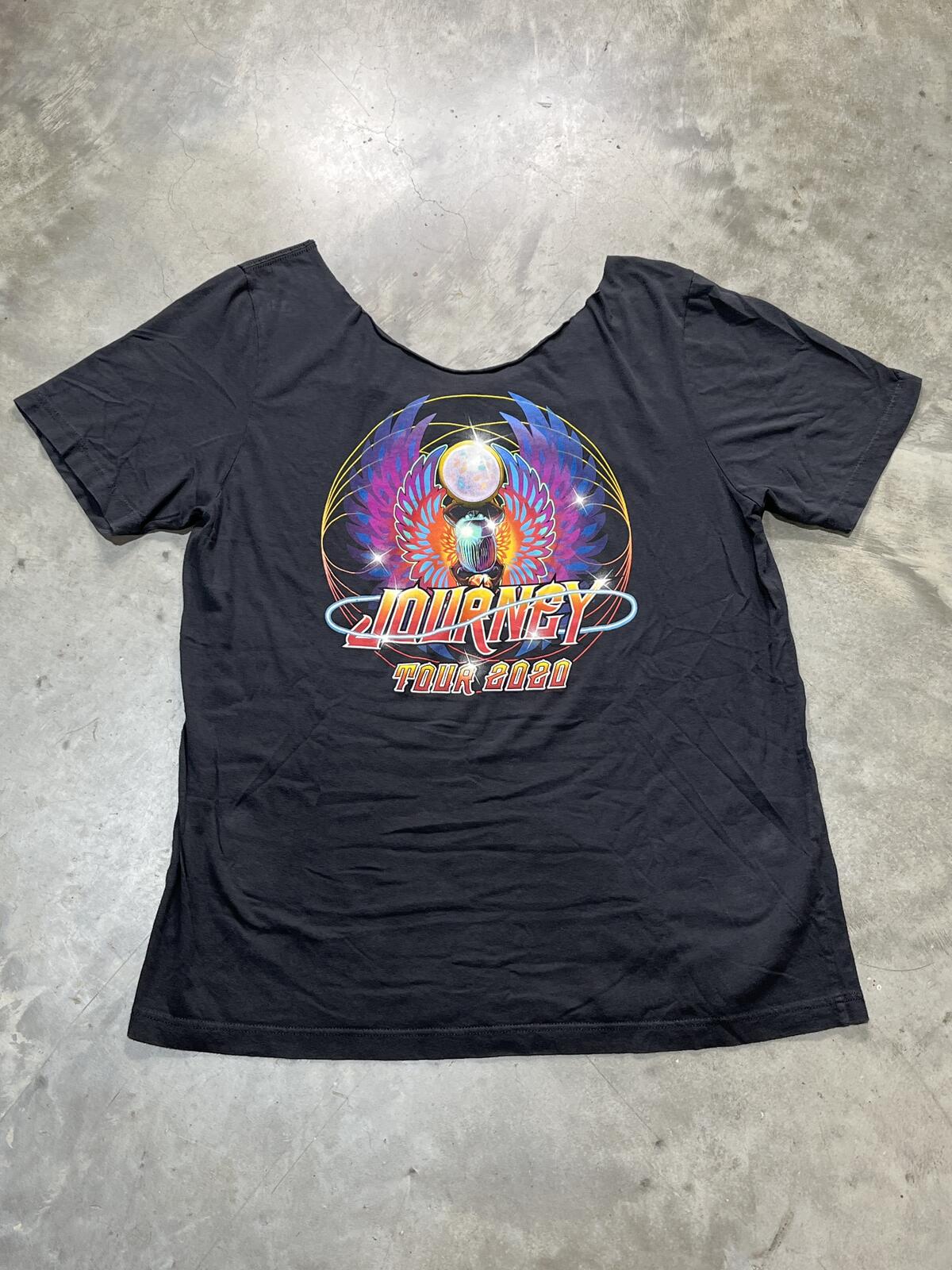 Journey Preowned Large Cropped Neckline T-shirt
