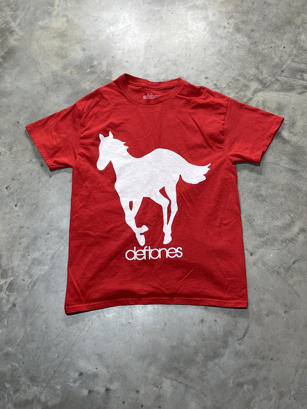Deftones Preowned Medium T-shirt
