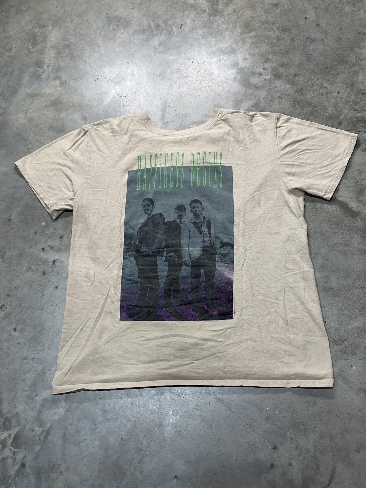 Jonas Brothers Preowned Large T-shirt