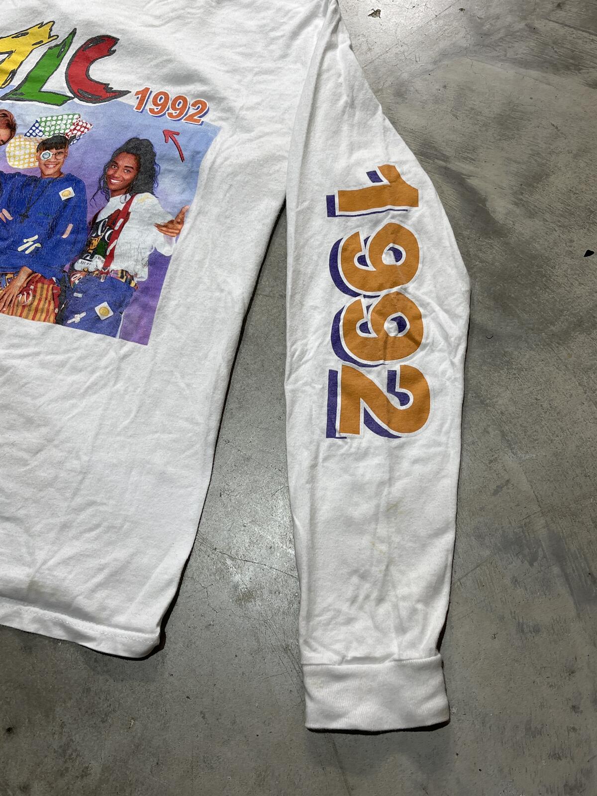 TLC Preowned Small Long Sleeve T-shirt