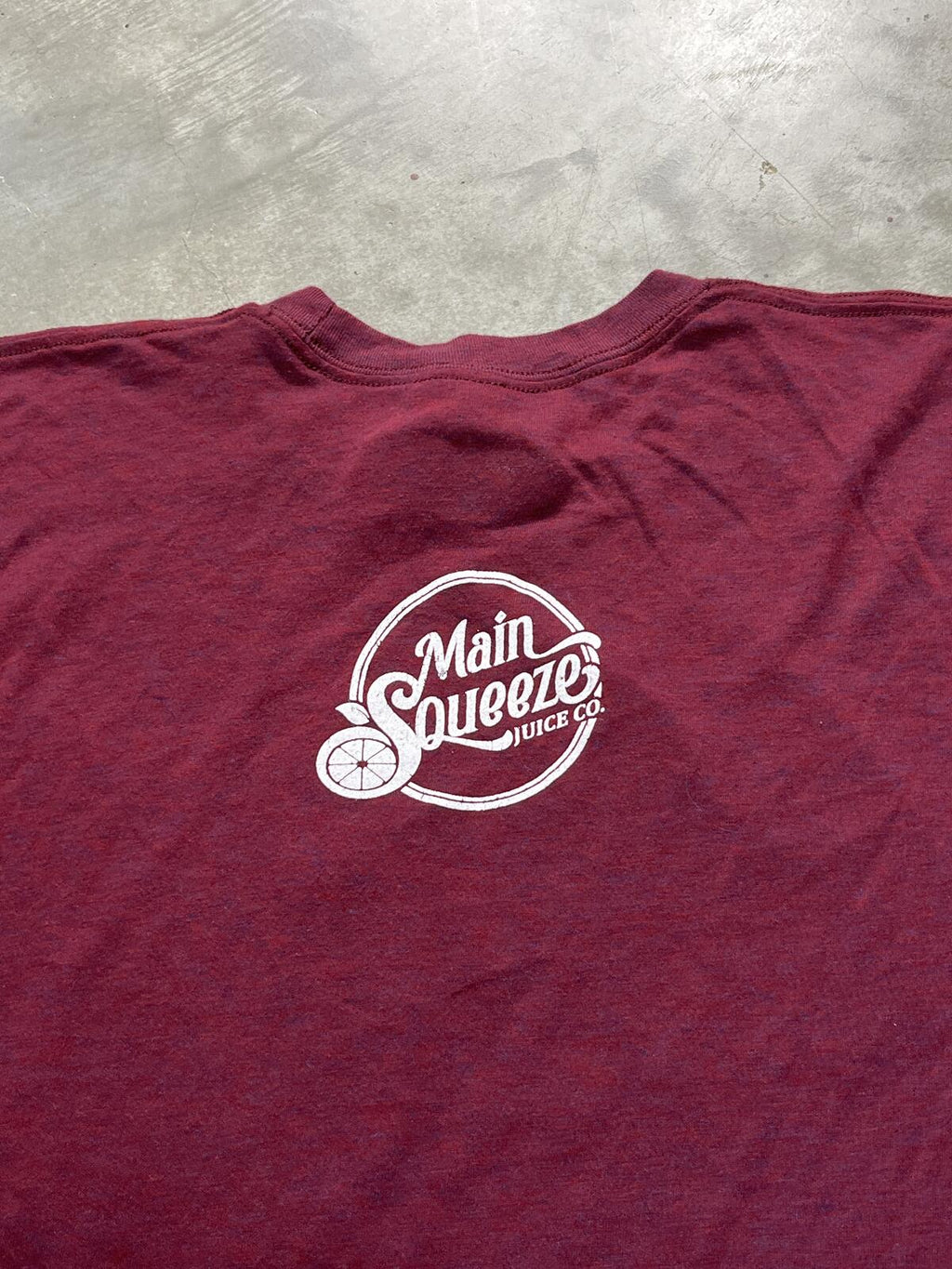 Main Squeeze Juice Co. Love Yourself Preowned XL T-Shirt