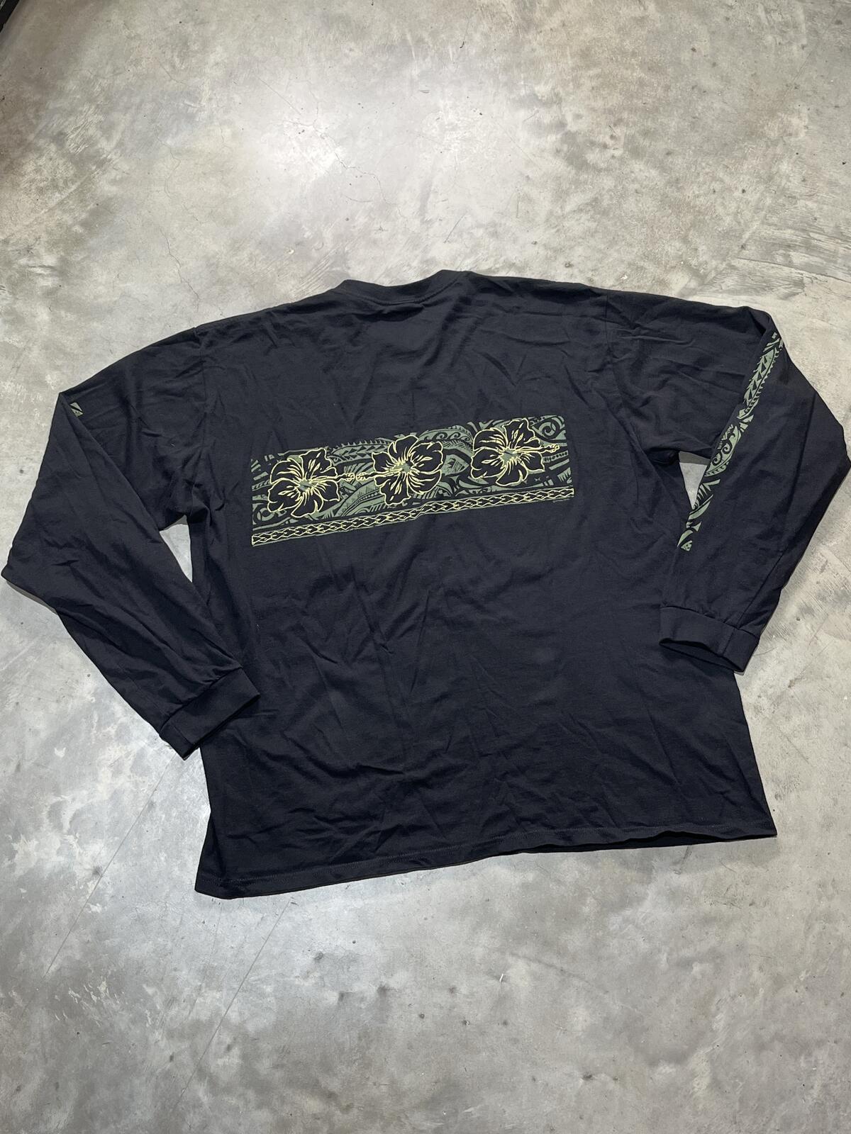 Hawaiian Preowned XL Long Sleeve T-Shirt