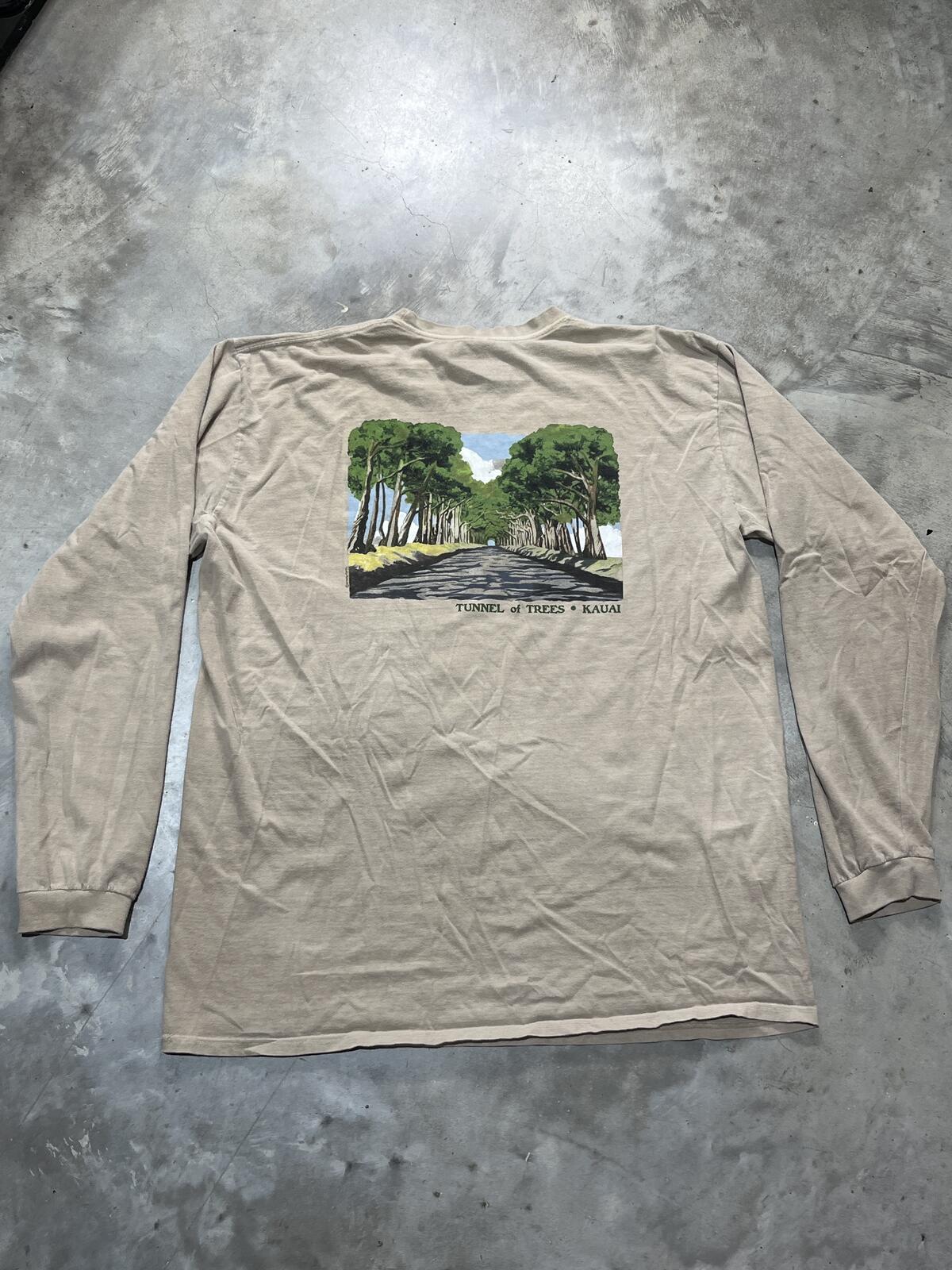 Hawaiian Tunnel Of Trees Kauai Preowned XL Long Sleeve T-Shirt
