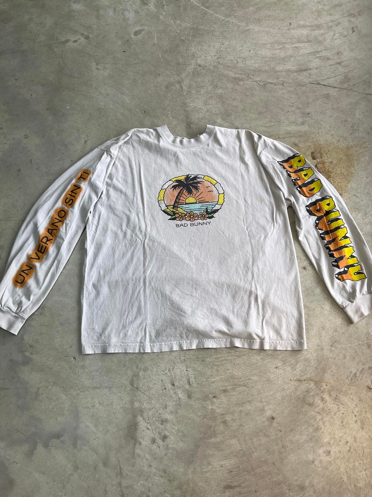 Bad Bunny Preowned XL Long Sleeve T-shirt