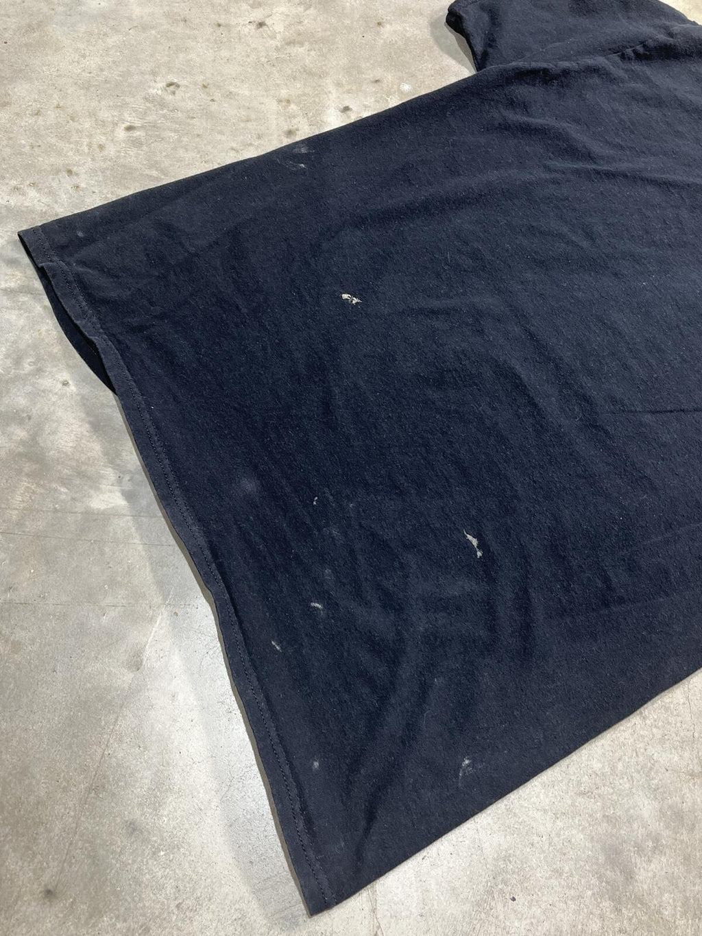 Low Down Weasel Preowned Large T-shirt