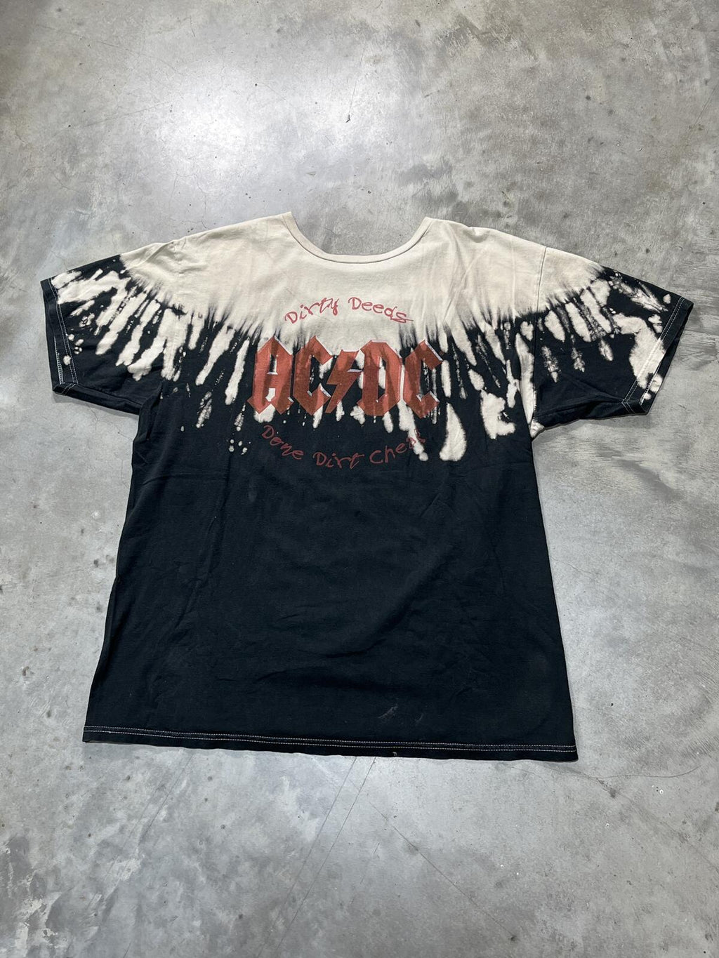 ACDC Preowned Medium Tie Dye T-shirt