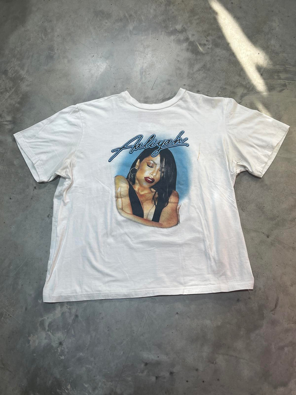 Aaliyah Preowned 2XL T-shirt