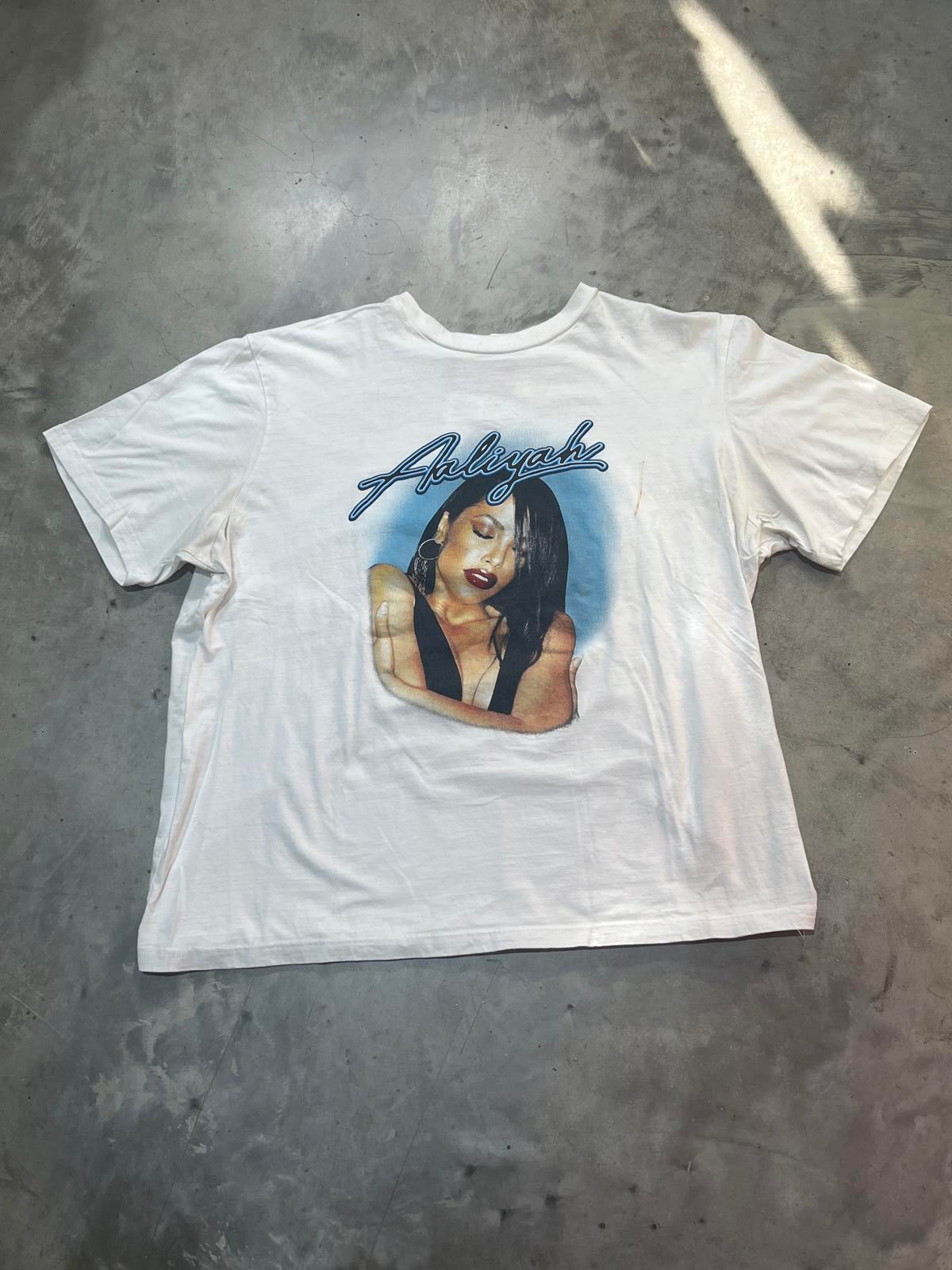 Aaliyah Preowned 2XL T-shirt